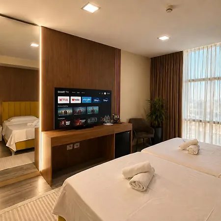 Glass Otel Dıraç